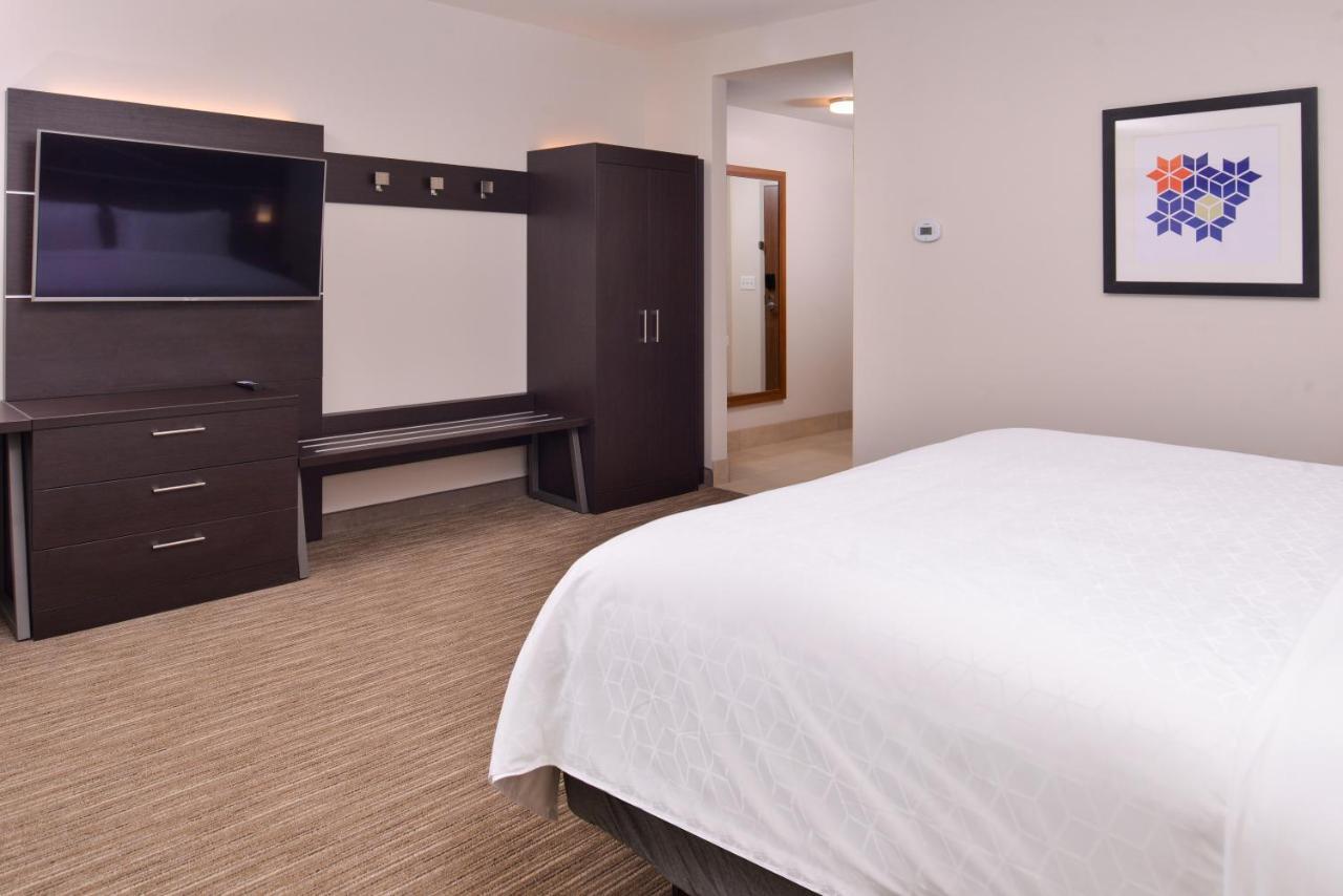Holiday Inn Express & Suites - Mall Of America - Msp Airport By Ihg Bloomington Zewnętrze zdjęcie