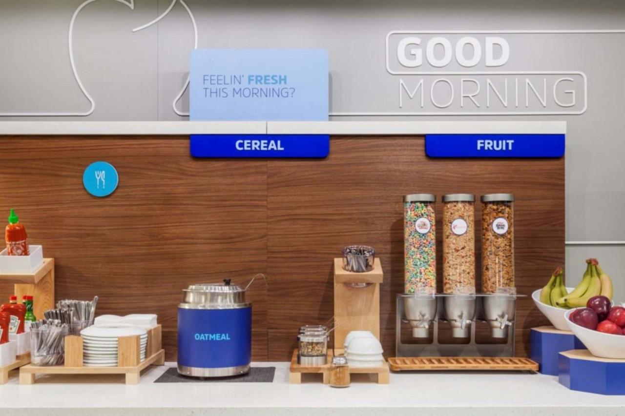 Holiday Inn Express & Suites - Mall Of America - Msp Airport By Ihg Bloomington Zewnętrze zdjęcie