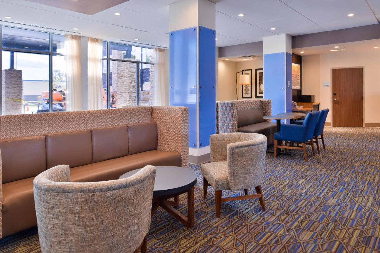 Holiday Inn Express & Suites - Mall Of America - Msp Airport By Ihg Bloomington Zewnętrze zdjęcie