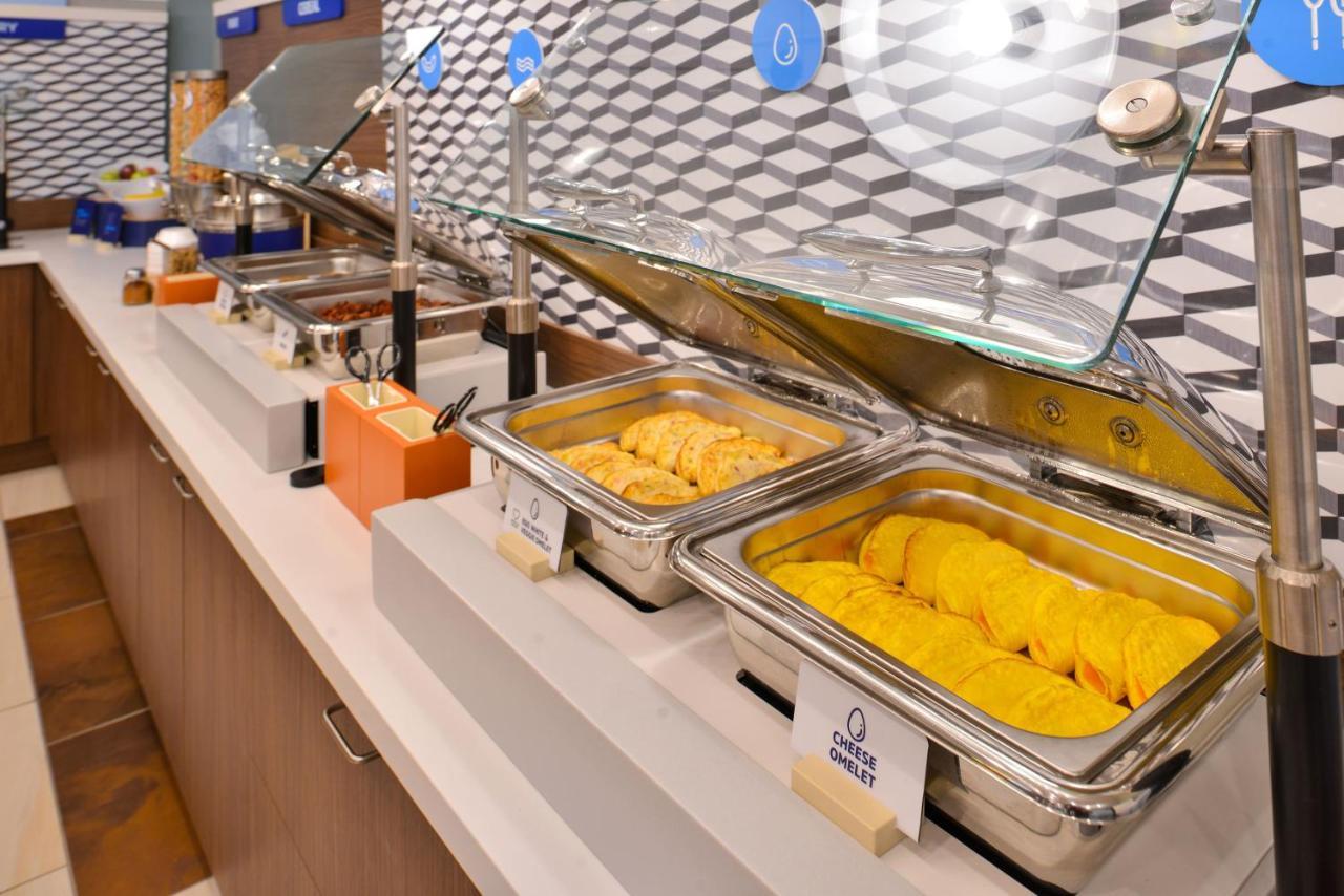 Holiday Inn Express & Suites - Mall Of America - Msp Airport By Ihg Bloomington Zewnętrze zdjęcie