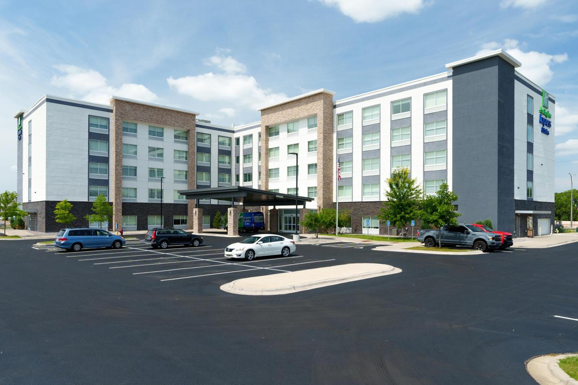 Holiday Inn Express & Suites - Mall Of America - Msp Airport By Ihg Bloomington Zewnętrze zdjęcie
