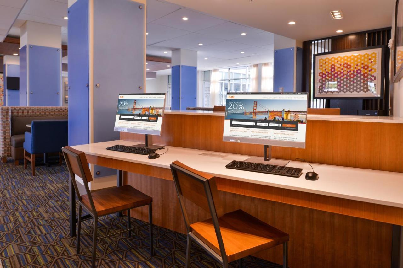 Holiday Inn Express & Suites - Mall Of America - Msp Airport By Ihg Bloomington Zewnętrze zdjęcie